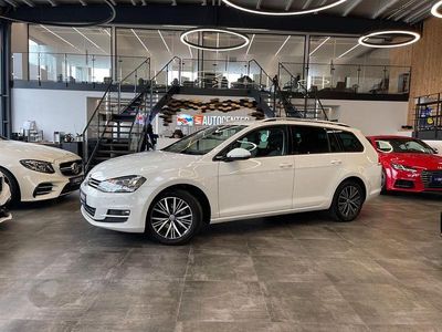 Weiß Gebraucht 2016 VW Golf VII Allstar Kombi | 8.199 € (Fairer Preis)
