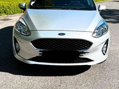 Usata Ford Fiesta Cool & Connect 86 CV (63 kW) 2019 Argento Utilitaria