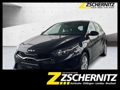 Second-hand Kia Ceed Vision 140 CP (102 kW) 2025 Negru Hatchback