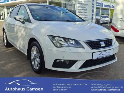 Używany Seat Leon Style 116 KM (85 kW) 2020 Biały Sedan/Limuzyna