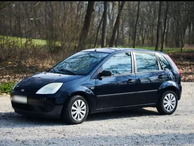 Gebraucht Ford Fiesta 60 PS (44 kW) 2004 Blau Kleinwagen