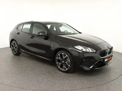 Gebraucht BMW 120 M Sport 170 PS (125 kW) 2025 Schwarz Kleinwagen