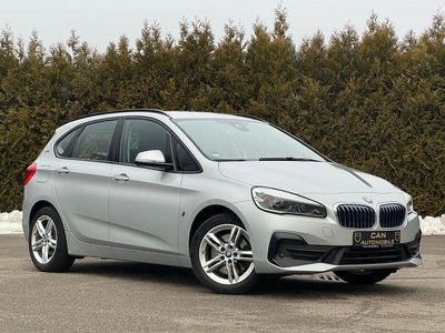 Gebraucht BMW 225 Active Tourer Advantage 224 PS (164 kW) 2019 Silber Van / Kleinbus
