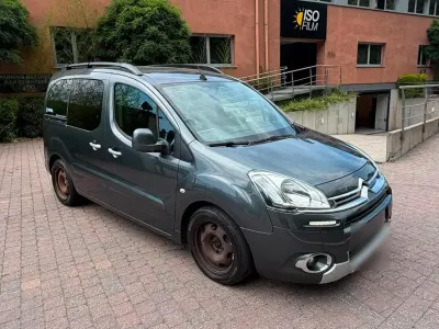 Gebraucht Citroën Berlingo 99 PS (72 kW) 2015 Grau Van / Kleinbus