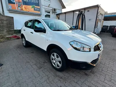 Gebraucht Nissan Qashqai 112 PS (82 kW) 2012 Weiß SUV