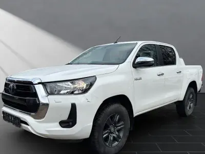 Usata Toyota HiLux Comfort 151 CV (111 kW) 2021 Bianco Pick-up