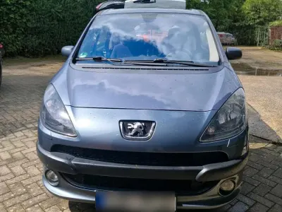 Gebraucht Peugeot 1007 108 PS (79 kW) 2006 Grau Van / Kleinbus