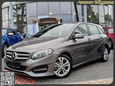 Grau Gebraucht 2015 Mercedes B180 Urban Van / Kleinbus | 12.990 € (Guter Preis)