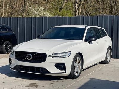 Second-hand Volvo V60 R-Design 197 CP (144 kW) 2021 Alb Break