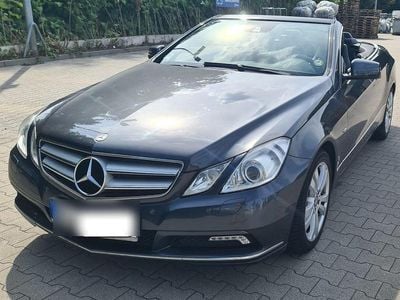 Mercedes E200