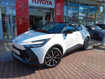 Neu Toyota C-HR Team 140 PS (102 kW) 2025 Weiß SUV