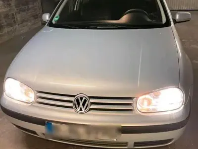 Second-hand VW Golf IV 100 CP (73 kW) 2000 Argintiu Hatchback