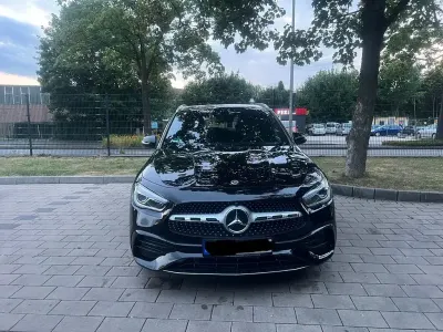 Gebraucht Mercedes GLA250 AMG line 224 PS (164 kW) 2022 Schwarz SUV