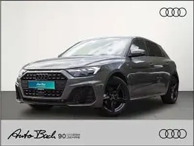Neu Audi A1 116 PS (85 kW) 2026 Grau (chronosgrau metallic) SUV