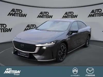 Neu Mazda 6e Takumi-Line 189 kW (258 PS) 2025 Grau Limousine