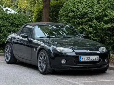 Gebraucht Mazda MX5 126 PS (92 kW) 2008 Schwarz Cabrio