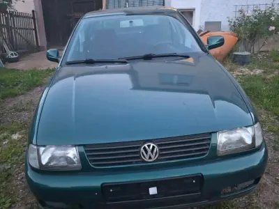 Gebraucht VW Polo Classicline 2000 Grün Limousine