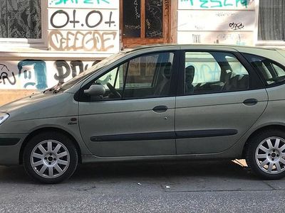 Gebraucht Renault Scénic 107 PS (78 kW) 2002 Grün Van / Kleinbus