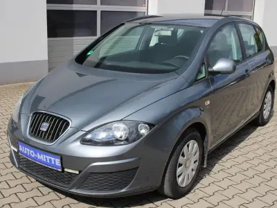 Gebraucht Seat Altea Reference 105 PS (77 kW) 2012 Grau Van / Kleinbus
