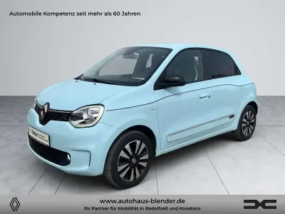 Gebraucht Renault Twingo Techno 60 kW (82 PS) 2023 Pastellblau Kleinwagen