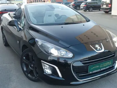 Gebraucht Peugeot 308 CC Roland Garros 156 PS (114 kW) 2013 Schwarz Cabrio