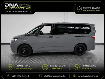 Gebraucht VW Multivan Style 150 PS (110 kW) 2025 Grau Van / Kleinbus