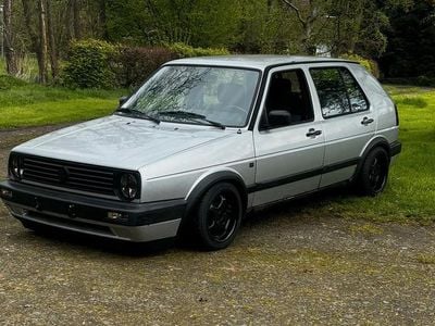 Second-hand VW Golf II 54 CP (39 kW) 1991 Argintiu Hatchback