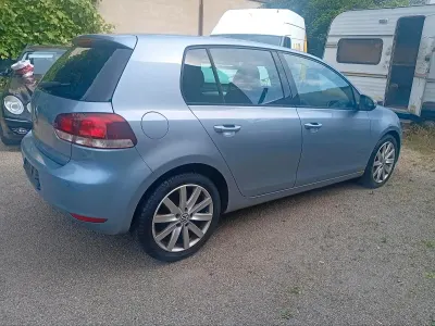 Gebraucht VW Golf VI 122 PS (89 kW) 2009 Blau Kleinwagen