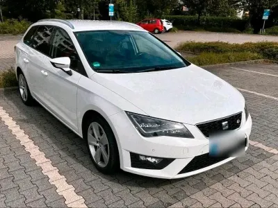 Używany Seat Leon FR 125 KM (91 kW) 2015 Biały Kombi