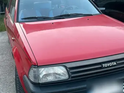 Brugt Toyota Starlet 54 HK (39 kW) 1986 Rød Hatchback