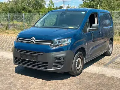 Gebraucht Citroën Berlingo 99 PS (72 kW) 2019 Blau Van / Kleinbus