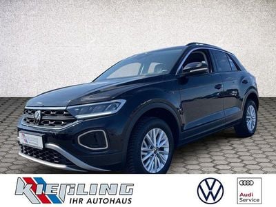 Second-hand VW T-Roc Life 110 CP (80 kW) 2023 Negru SUV