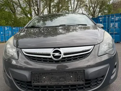Gebraucht Opel Corsa Energy 69 PS (50 kW) 2014 Schwarz Kleinwagen