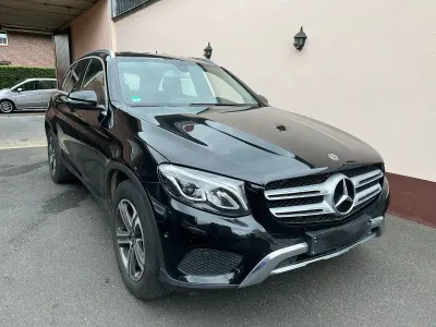 Gebraucht Mercedes GLC250 211 PS (155 kW) 2018 Schwarz SUV
