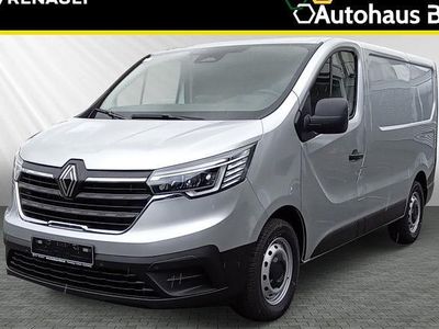 Neu Renault Trafic Komfort 131 PS (96 kW) 2025 Grau Van / Kleinbus