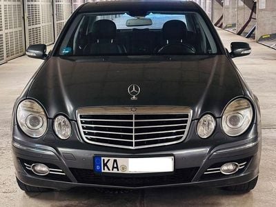 Grau Gebraucht 2007 Mercedes E320 Avantgarde Limousine | 6.250 € (Guter Preis)