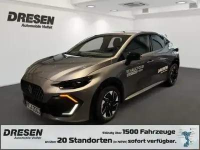 Usata Renault Clio V Techno 114 CV (83 kW) 2026 Grigio Berlina
