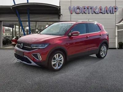 Neu VW T-Cross Life 116 PS (85 kW) 2026 Kings red (rot) SUV