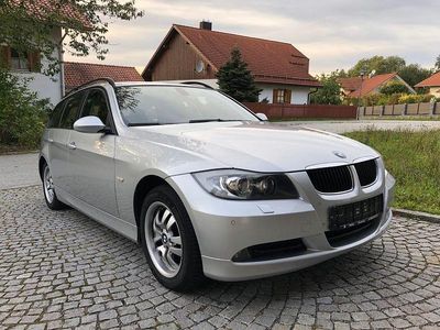 Silber Gebraucht 2007 BMW 318 Kombi | 2.300 € (Guter Preis)