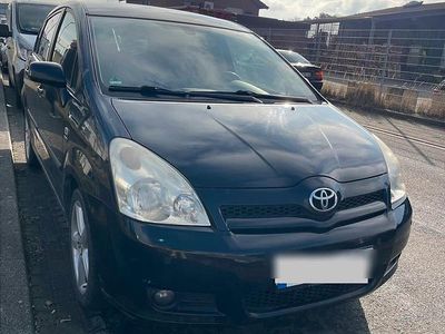 Schwarz Gebraucht 2005 Toyota Corolla Verso Van / Kleinbus | 3.100 €