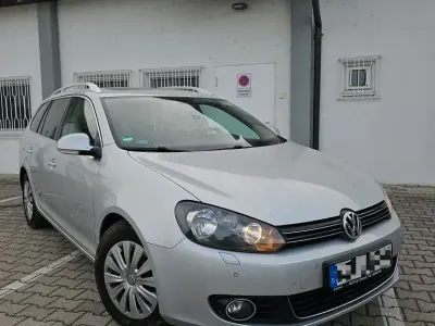 Gebraucht VW Golf VI Highline 105 PS (77 kW) 2011 Silber Kleinwagen