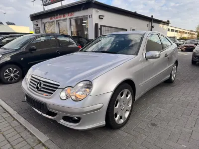 Gebraucht Mercedes C160 122 PS (89 kW) 2005 Silber Coupé