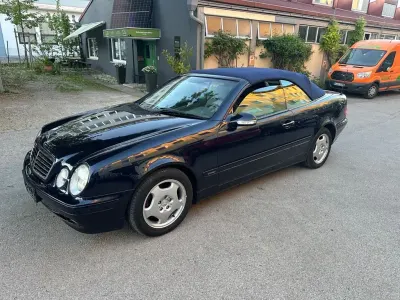 Brugt Mercedes CLK320 Elegance 218 HK (160 kW) 2000 Blå Cabriolet