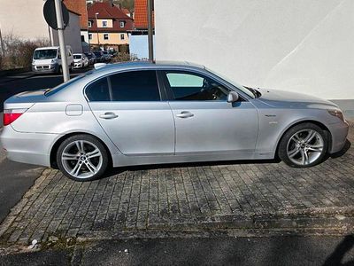 Gebraucht BMW 525 192 PS (141 kW) 2004 Silber Limousine