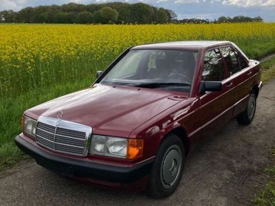 gebraucht Mercedes 190 D W201 Almandinrot