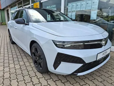 Neu Opel Astra 136 PS (100 kW) 2026 Weiß Kombi