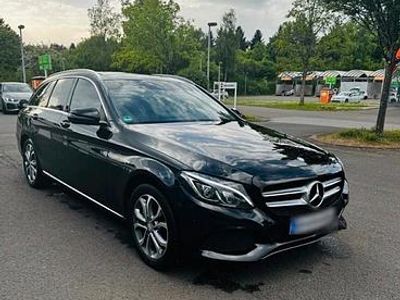 Schwarz Gebraucht 2016 Mercedes C250 Kombi | 12.600 € (Fairer Preis)