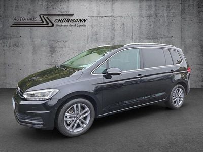 Neu VW Touran Comfortline 150 PS (110 kW) 2025 Schwarz Van / Kleinbus