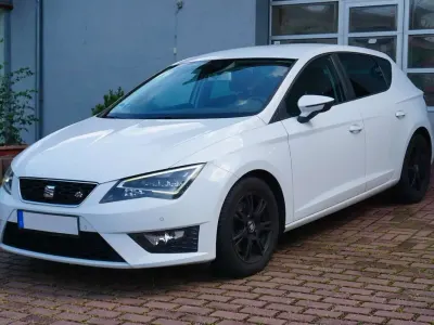 Gebraucht Seat Leon FR 125 PS (91 kW) 2015 "nevada" weiss Limousine