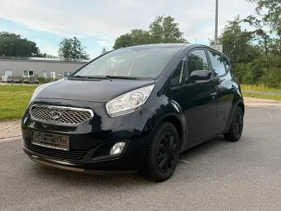 Gebraucht Kia Venga 125 PS (91 kW) 2011 Schwarz Kleinwagen